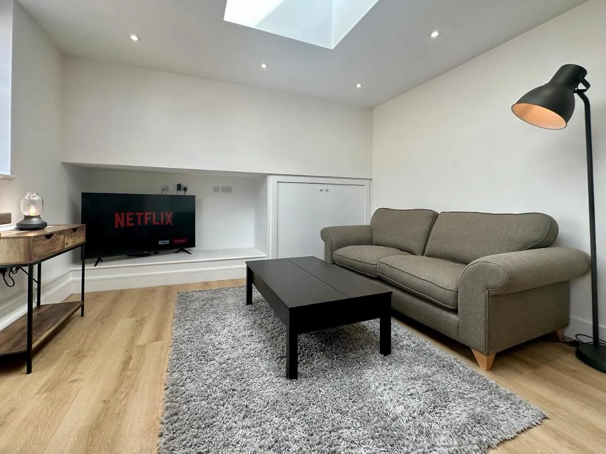 Fountain Apartment No 5 With Free Parking York